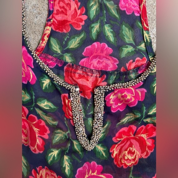 Abercrombie & Fitch Floral Sleeveless peplum with beaded neckline Top sz M, 016 - Picture 2 of 2